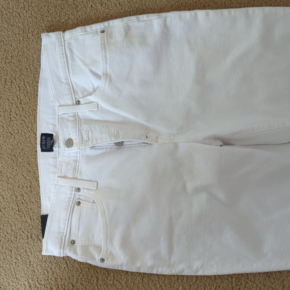 NWT JCrew Essential Straight Jean